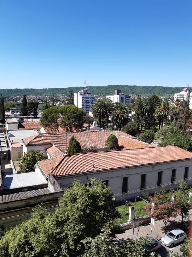 Апартаменты Departamento Plaza Сан-Сальвадор-де-Жужуй Экстерьер фото